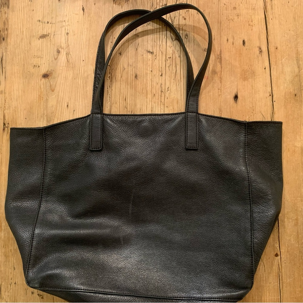Velvet by Graham & Spencer Black Leather Clover Tote Bag with Organizer
